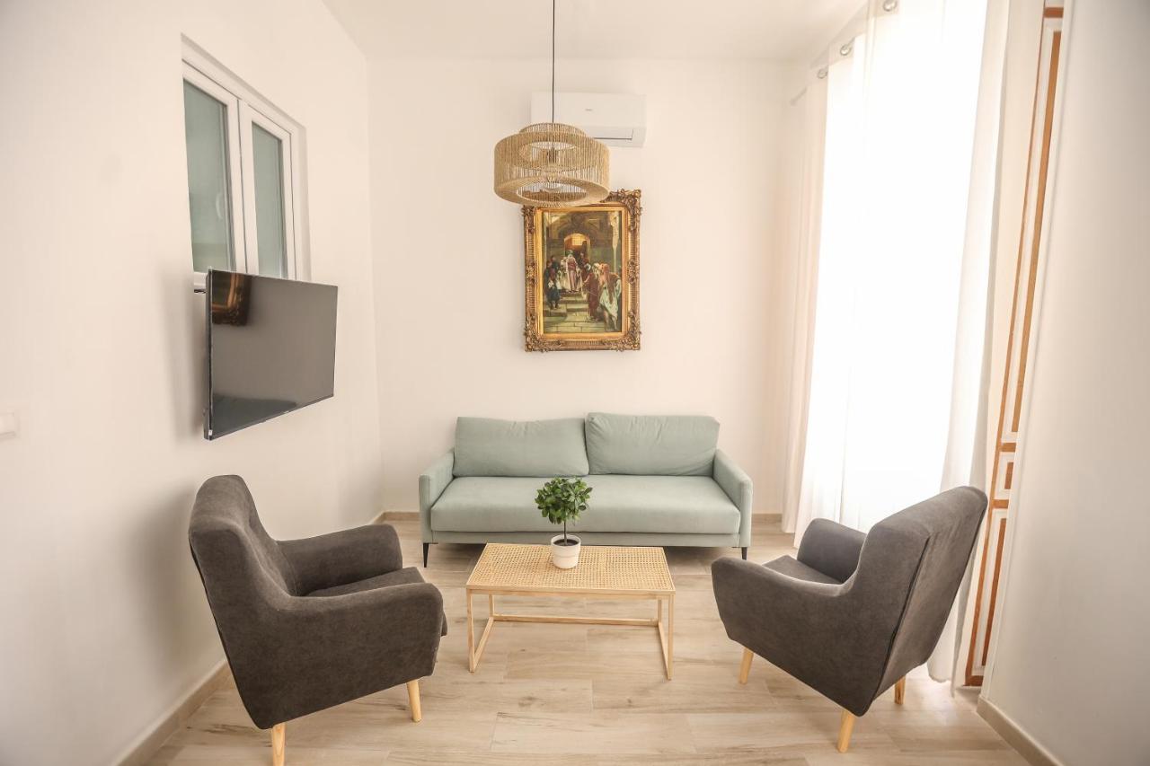Apartamentos Catedral Малага Екстер'єр фото