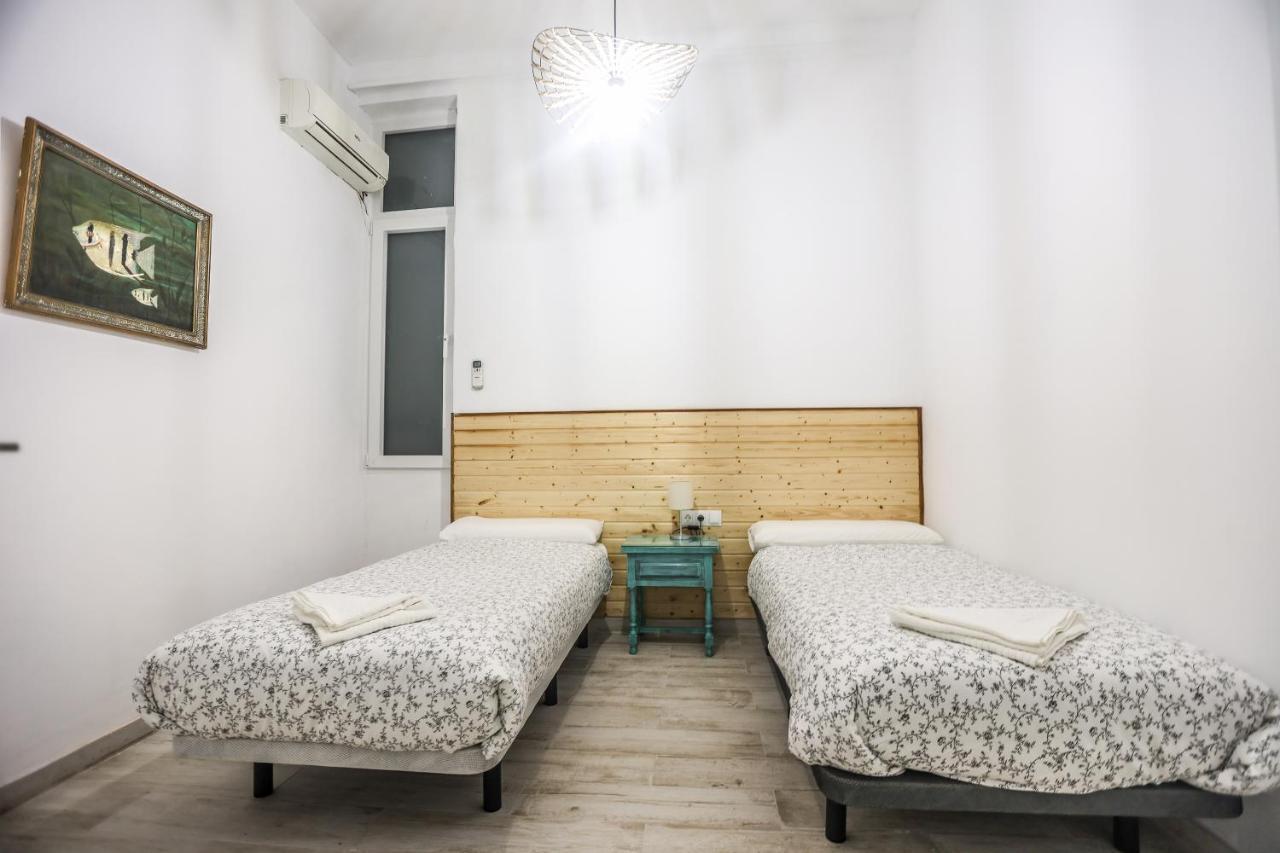 Apartamentos Catedral Малага Екстер'єр фото