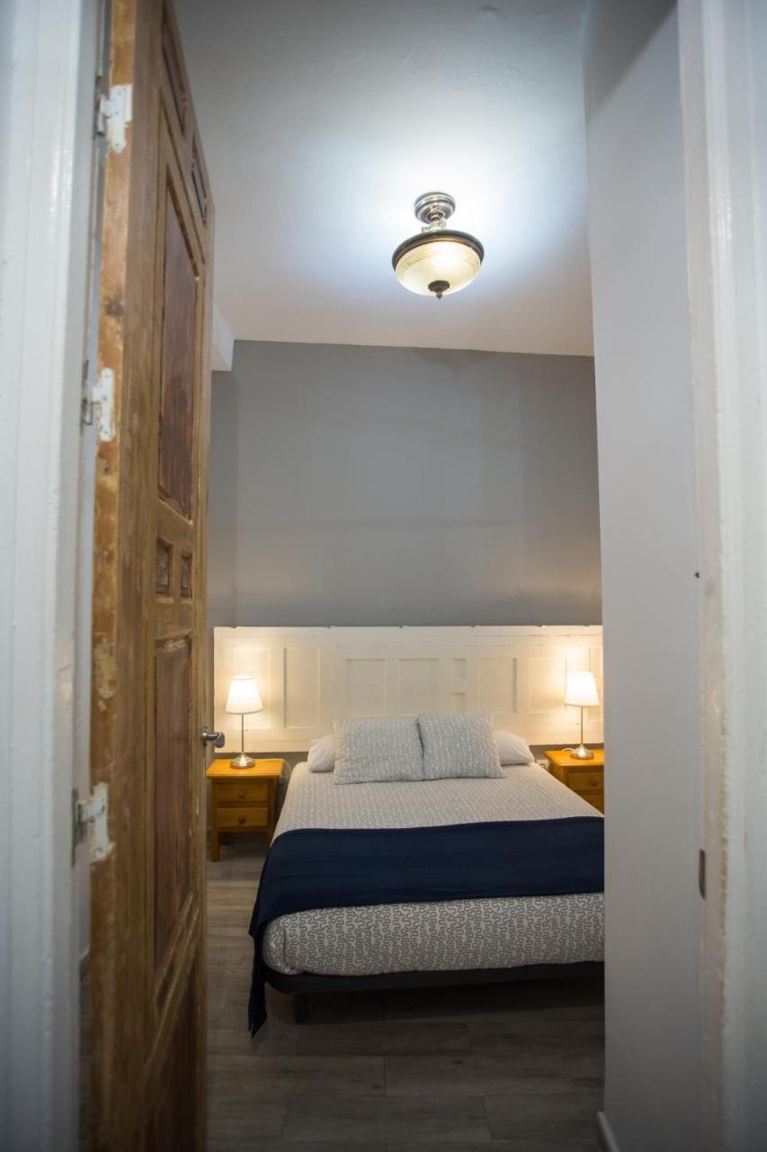 Apartamentos Catedral Малага Екстер'єр фото